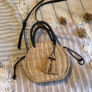Crossbody purse
